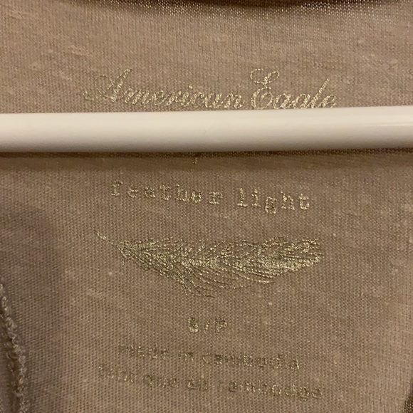 American Eagle top - Picture 2 of 2